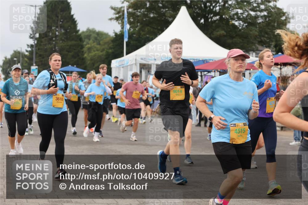 13.09.2026 - Kiel Lauf Andreas Tolksdorf http://msf.ph/oto/10409927 13.09.2026 10:01:15 Kiellinie 482, 3618, 9014, 4515 meine-sportfotos.de