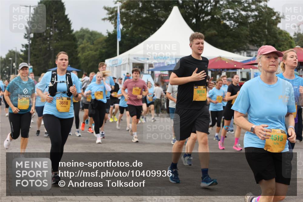 13.09.2026 - Kiel Lauf Andreas Tolksdorf http://msf.ph/oto/10409936 13.09.2026 10:01:15 Kiellinie 12482, 3618, 3775, 4902, 9014, 98, 4515 meine-sportfotos.de