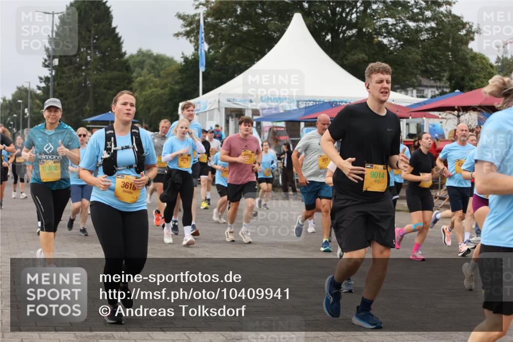13.09.2026 - Kiel Lauf Andreas Tolksdorf http://msf.ph/oto/10409941 13.09.2026 10:01:15 Kiellinie 12482, 39, 3615, 3775, 4002, 201, 38, 9014 meine-sportfotos.de