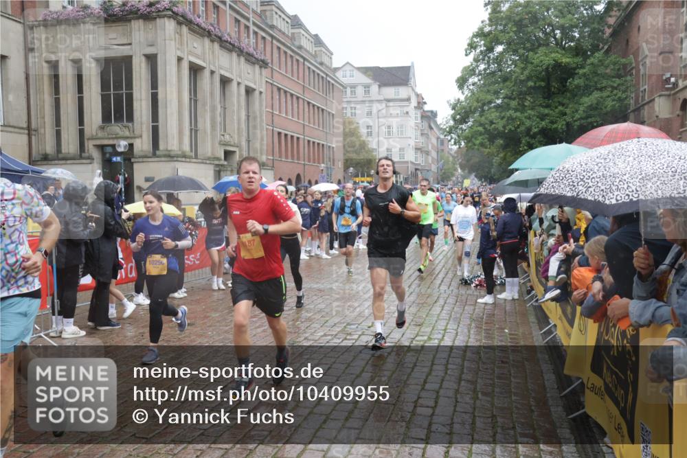 13.09.2026 - Kiel Lauf Yannick Fuchs http://msf.ph/oto/10409955 13.09.2026 10:40:46 Ziel 337, 393, 837, 1037, 1603, 2052, 2096, 2499, 3415, 3524, 3841, 4431, 5086, 6301, 6397, 6504, 6709, 6793, 7499, 7537, 7931, 8200, 8338, 8414, 8435, 8868, 9268, 10919, 11069, 11229, 11266, 11275, 11715, 11839, 12017, 12026, 12122, 12194, 12568, 338, 529, 1096, 1123, 1125, 1408, 1422, 1434, 1475, 1793, 1810, 1874, 1985, 2145, 2313, 2844, 2942, 3339, 4374, 4457, 5018, 5086, 5473, 5568, 5846, 6100, 6632, 6635, 7081, 7156, 7165, 7522, 7537, 7587, 7984, 8168, 8187 meine-sportfotos.de