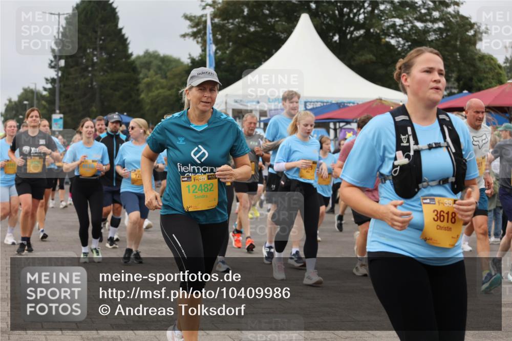 13.09.2026 - Kiel Lauf Andreas Tolksdorf http://msf.ph/oto/10409986 13.09.2026 10:01:17 Kiellinie 6161, 9400, 28, 12482, 38, 3618, 01 meine-sportfotos.de