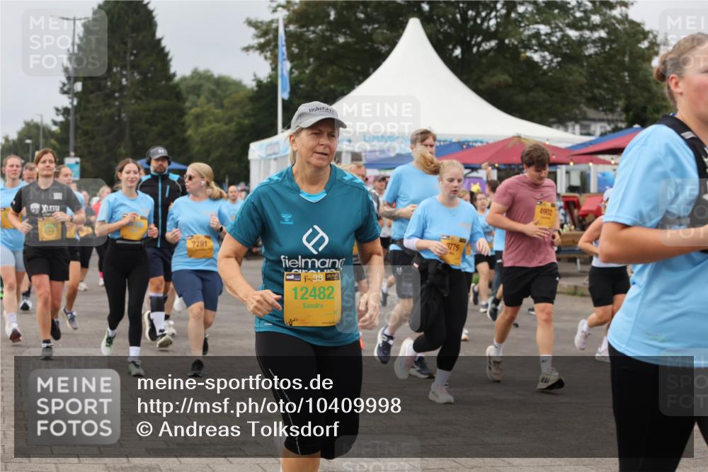 13.09.2026 - Kiel Lauf Andreas Tolksdorf http://msf.ph/oto/10409998 13.09.2026 10:01:17 Kiellinie 9400, 7791, 38, 12482, 3775, 4902 meine-sportfotos.de