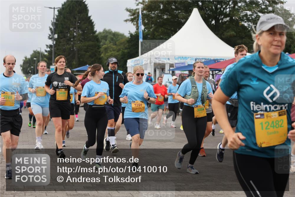 13.09.2026 - Kiel Lauf Andreas Tolksdorf http://msf.ph/oto/10410010 13.09.2026 10:01:17 Kiellinie 38, 9749, 6161, 2019, 1, 39, 9400, 7791, 3059, 39, 12482 meine-sportfotos.de