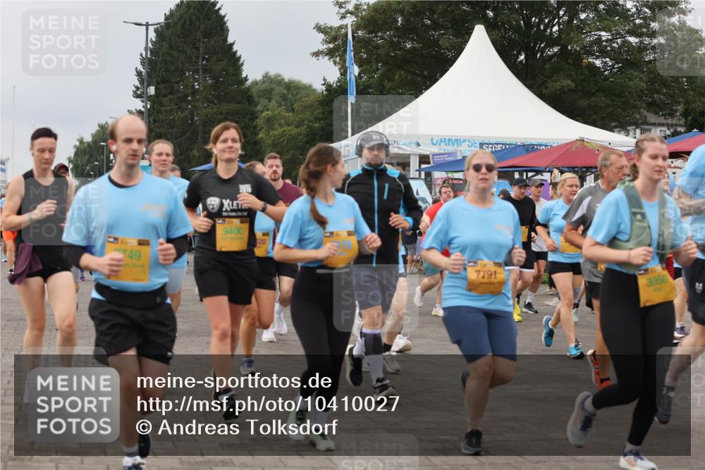 13.09.2026 - Kiel Lauf Andreas Tolksdorf http://msf.ph/oto/10410027 13.09.2026 10:01:18 Kiellinie 749, 9400, 20, 7791, 3050 meine-sportfotos.de