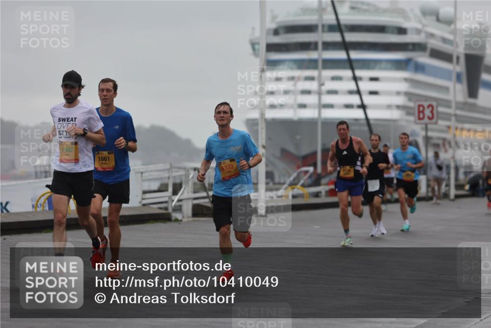 13.09.2026 - Kiel Lauf Andreas Tolksdorf http://msf.ph/oto/10410049 13.09.2026 11:43:01 Kiellinie 39, 1492, 39, 1661, 39, 6333, 8321, 65, 3 meine-sportfotos.de