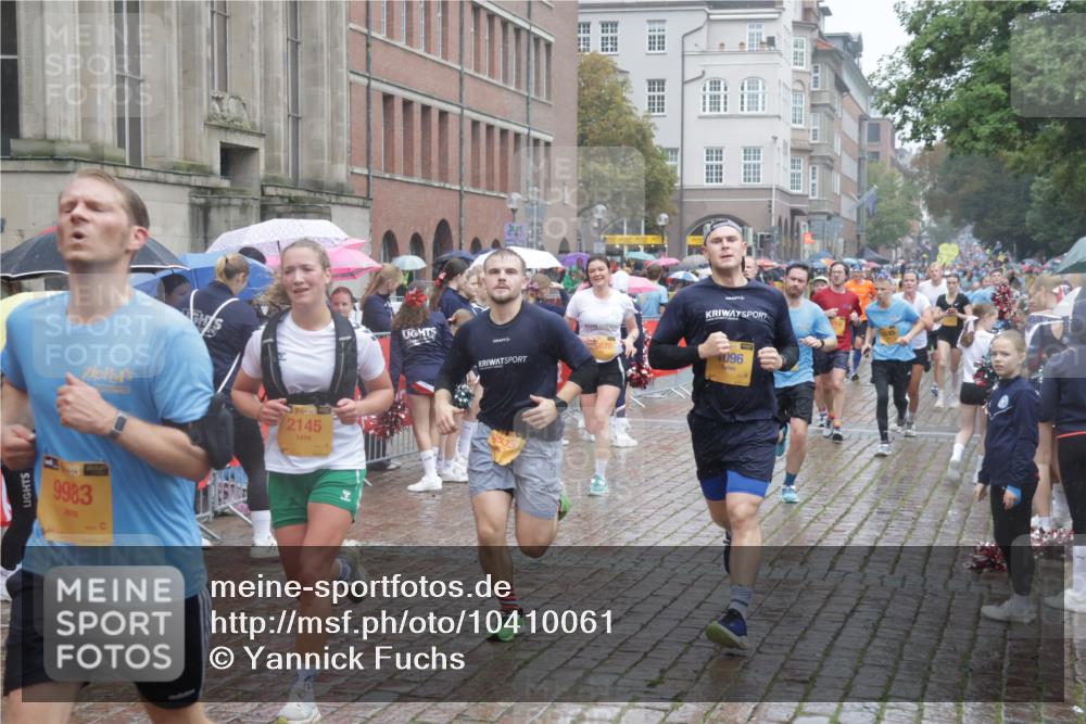 13.09.2026 - Kiel Lauf Yannick Fuchs http://msf.ph/oto/10410061 13.09.2026 10:40:53 Ziel 35, 337, 393, 1342, 1427, 1971, 2052, 2096, 2499, 2561, 2818, 3257, 3415, 3535, 3841, 4131, 4431, 4712, 5043, 5319, 5388, 5509, 6301, 6504, 6793, 7499, 7655, 7931, 8414, 8435, 8868, 8955, 9268, 10919, 11069, 11229, 11275, 11885, 12017, 12026, 12131, 12474, 12625, 529, 837, 1037, 1096, 1123, 1125, 1408, 1422, 1434, 1475, 1603, 1793, 1874, 1985, 2096, 2145, 2844, 2942, 3339, 3524, 5018, 5086, 5473, 5568, 5846, 6100, 6397, 6632, 6635, 6709, 7081, 7156, 7522, 7537 meine-sportfotos.de