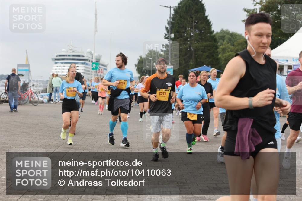 13.09.2026 - Kiel Lauf Andreas Tolksdorf http://msf.ph/oto/10410063 13.09.2026 10:01:20 Kiellinie 1289, 1, 675, 2579, 6777 meine-sportfotos.de