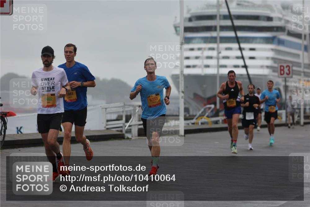 13.09.2026 - Kiel Lauf Andreas Tolksdorf http://msf.ph/oto/10410064 13.09.2026 11:43:02 Kiellinie 17, 39, 1492, 1661, 39, 6333, 8371, 3 meine-sportfotos.de