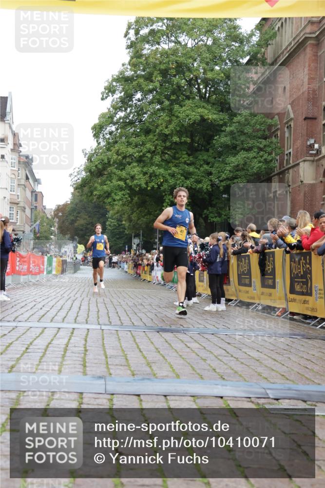 13.09.2026 - Kiel Lauf Yannick Fuchs http://msf.ph/oto/10410071 13.09.2026 09:32:31 Ziel 41, 44, 7958, 11683, 3728 meine-sportfotos.de