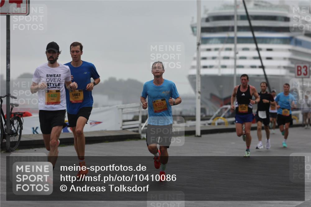 13.09.2026 - Kiel Lauf Andreas Tolksdorf http://msf.ph/oto/10410086 13.09.2026 11:43:02 Kiellinie 39, 1492, 39, 1661, 6333, 8371, 3 meine-sportfotos.de