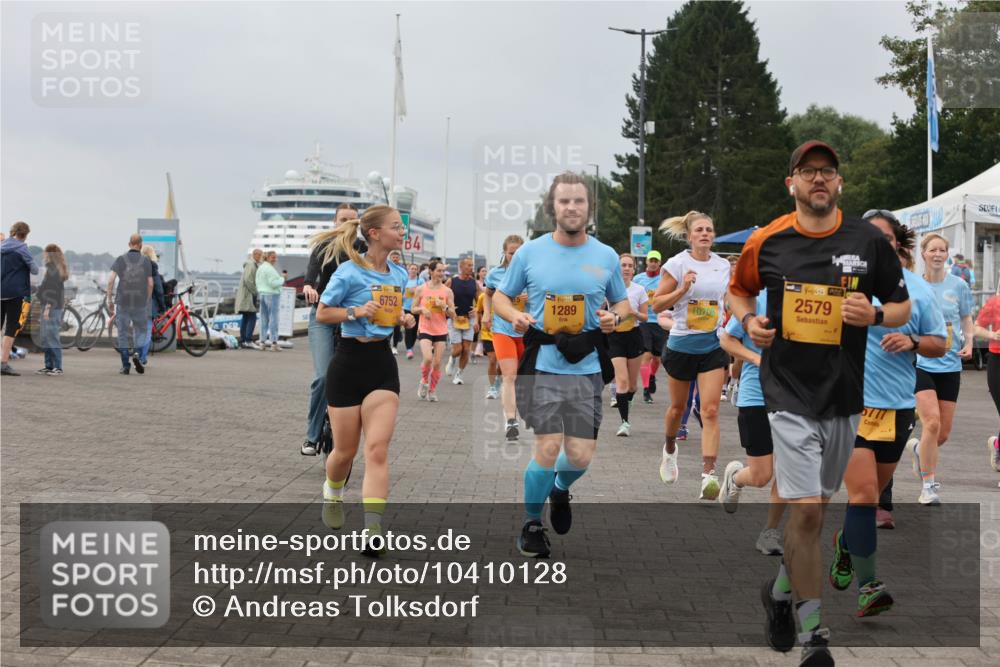 13.09.2026 - Kiel Lauf Andreas Tolksdorf http://msf.ph/oto/10410128 13.09.2026 10:01:21 Kiellinie 6752, 4, 1289, 10706, 2579, 5777 meine-sportfotos.de