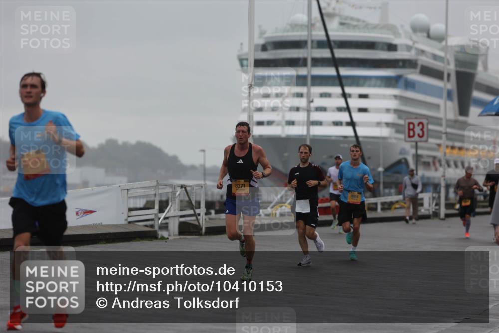 13.09.2026 - Kiel Lauf Andreas Tolksdorf http://msf.ph/oto/10410153 13.09.2026 11:43:03 Kiellinie 8371, 3884, 3 meine-sportfotos.de