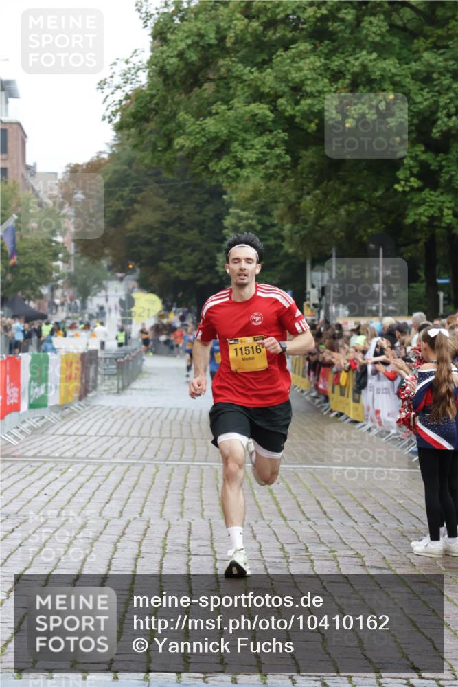 13.09.2026 - Kiel Lauf Yannick Fuchs http://msf.ph/oto/10410162 13.09.2026 09:32:59 Ziel 2162, 11516, 41, 44, 3728, 7958, 60, 6682, 11683 meine-sportfotos.de