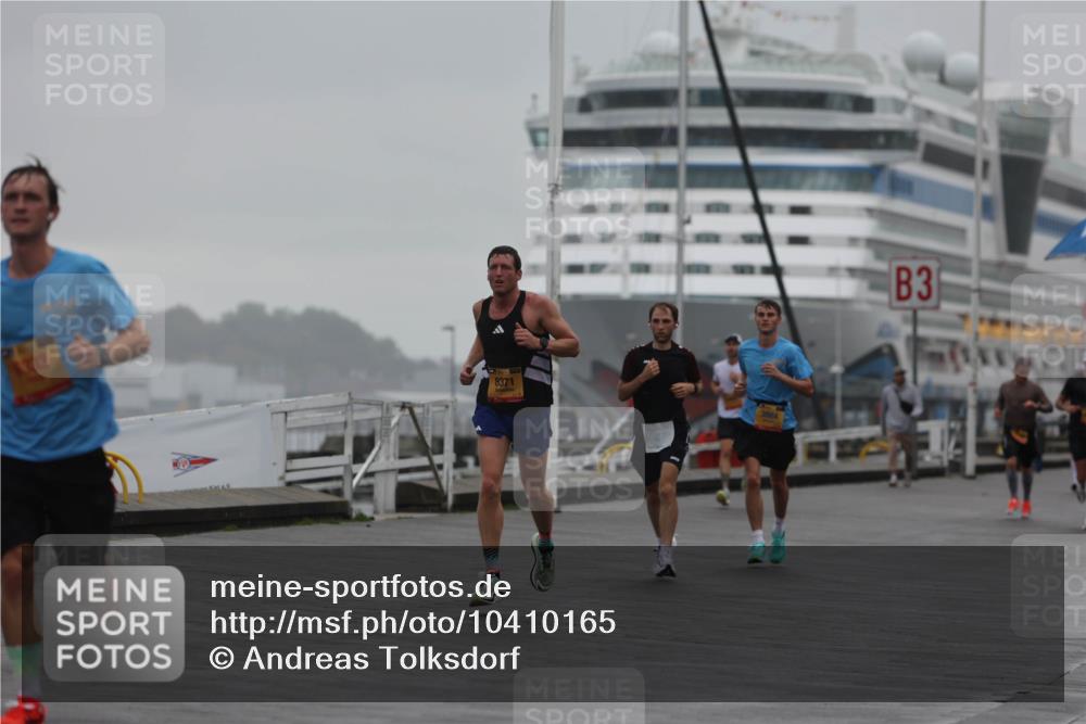 13.09.2026 - Kiel Lauf Andreas Tolksdorf http://msf.ph/oto/10410165 13.09.2026 11:43:03 Kiellinie 8371, 3 meine-sportfotos.de