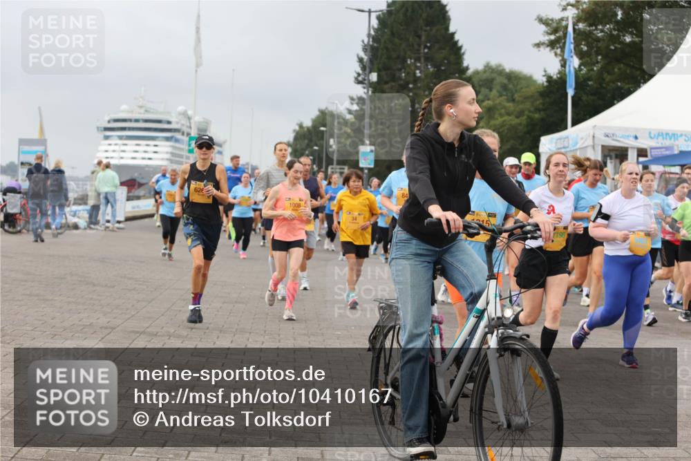 13.09.2026 - Kiel Lauf Andreas Tolksdorf http://msf.ph/oto/10410167 13.09.2026 10:01:24 Kiellinie 626, 1008, 34, 84, 196 meine-sportfotos.de