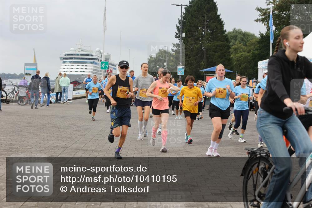 13.09.2026 - Kiel Lauf Andreas Tolksdorf http://msf.ph/oto/10410195 13.09.2026 10:01:25 Kiellinie 6269, 3769, 1, 1008, 34, 842 meine-sportfotos.de