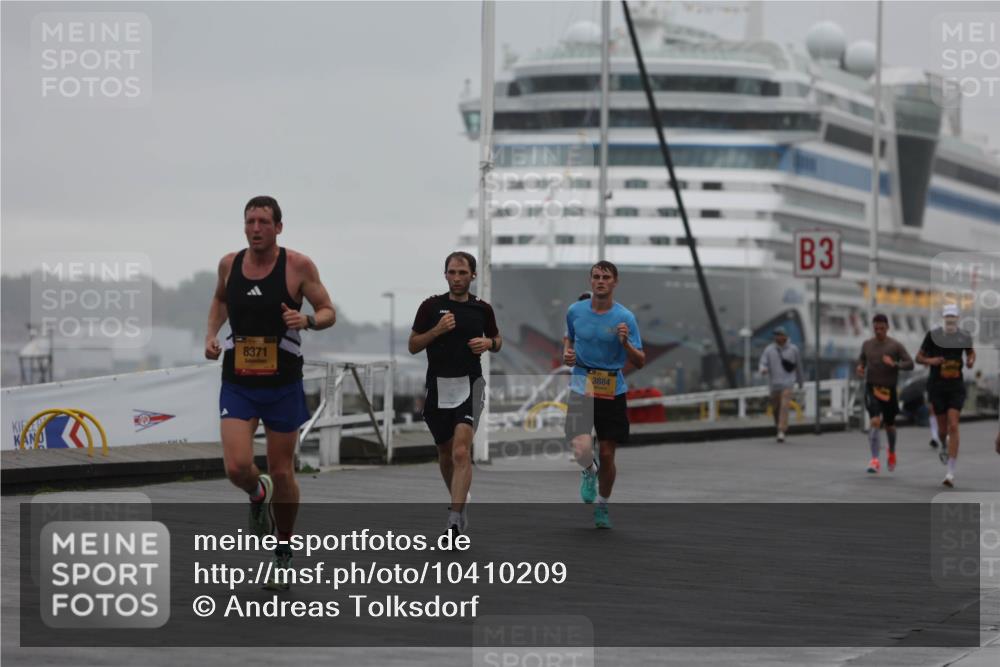 13.09.2026 - Kiel Lauf Andreas Tolksdorf http://msf.ph/oto/10410209 13.09.2026 11:43:05 Kiellinie 8371, 3884, 3 meine-sportfotos.de