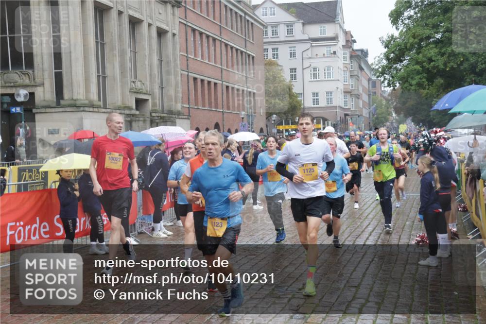 13.09.2026 - Kiel Lauf Yannick Fuchs http://msf.ph/oto/10410231 13.09.2026 10:41:02 Ziel 35, 1342, 1427, 1971, 2561, 2818, 2825, 2892, 2898, 3257, 3464, 3535, 4131, 4624, 4662, 4712, 4797, 5043, 5319, 5388, 5509, 6340, 6565, 7405, 7615, 7655, 8246, 8955, 9349, 9527, 9539, 10680, 10794, 11526, 11632, 11833, 11885, 12131, 12474, 12625, 337, 393, 837, 1037, 1123, 1125, 1603, 1793, 1874, 1985, 2052, 2096, 2499, 2942, 3257, 3339, 3415, 3524, 3841, 4131, 4431, 5018, 5086, 5473, 5568, 5846, 6301, 6397, 6504, 6632, 6635, 6709, 6793, 7081, 7499, 7537, 7655 meine-sportfotos.de