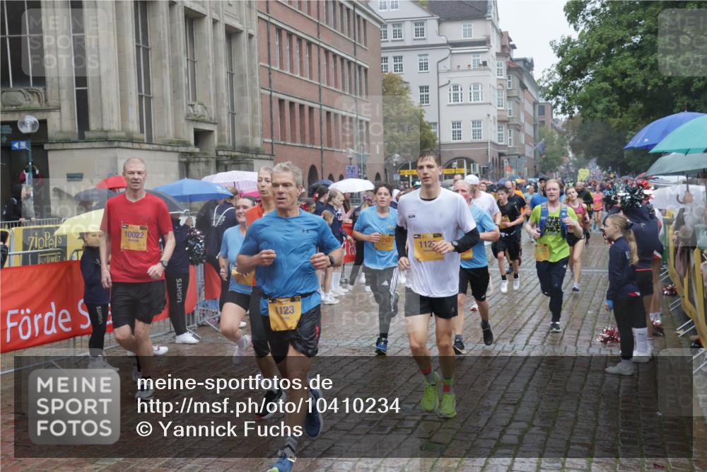 13.09.2026 - Kiel Lauf Yannick Fuchs http://msf.ph/oto/10410234 13.09.2026 10:41:02 Ziel 35, 1342, 1427, 1971, 2561, 2818, 2825, 2892, 2898, 3257, 3464, 3535, 4131, 4624, 4662, 4712, 4797, 5043, 5319, 5388, 5509, 6340, 6565, 7405, 7615, 7655, 8246, 8955, 9349, 9527, 9539, 10680, 10794, 11526, 11632, 11833, 11885, 12131, 12474, 12625, 337, 393, 837, 1037, 1123, 1125, 1603, 1793, 1874, 1985, 2052, 2096, 2499, 2942, 3257, 3339, 3415, 3524, 3841, 4131, 4431, 5018, 5086, 5473, 5568, 5846, 6301, 6397, 6504, 6632, 6635, 6709, 6793, 7081, 7499, 7537, 7655 meine-sportfotos.de