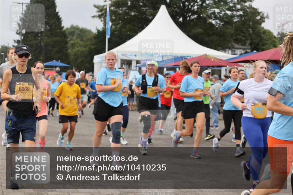 13.09.2026 - Kiel Lauf Andreas Tolksdorf http://msf.ph/oto/10410235 13.09.2026 10:01:26 Kiellinie 38, 6269, 18, 34, 1, 394, 5403 meine-sportfotos.de