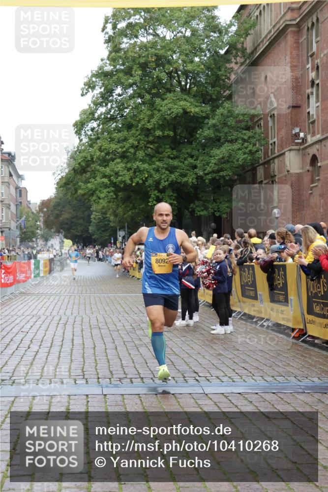 13.09.2026 - Kiel Lauf Yannick Fuchs http://msf.ph/oto/10410268 13.09.2026 09:33:28 Ziel 6682, 7305, 8092, 60, 2162, 11516, 1246, 6681, 10069, 10404, 12831, 3728 meine-sportfotos.de
