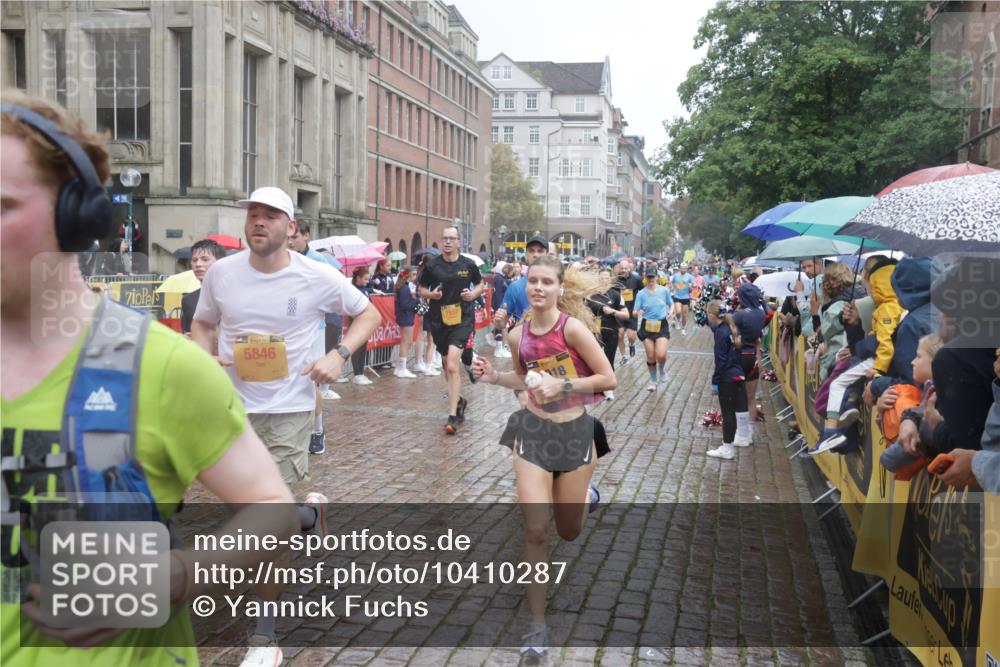 13.09.2026 - Kiel Lauf Yannick Fuchs http://msf.ph/oto/10410287 13.09.2026 10:41:05 Ziel 973, 1342, 1781, 2561, 2818, 2825, 2892, 2898, 3464, 3952, 4286, 4624, 4662, 4691, 4797, 5319, 5388, 5509, 6340, 6565, 7405, 7615, 8246, 8955, 9349, 9527, 9539, 10680, 10794, 11526, 11632, 11833, 11885, 12131, 12474, 12494, 12625, 35, 337, 393, 837, 1037, 1125, 1342, 1427, 1603, 1793, 1971, 1985, 2052, 2096, 2499, 2561, 2818, 2942, 3257, 3339, 3415, 3524, 3535, 3841, 4131, 4431, 4712, 5018, 5043, 5086, 5473, 5846, 6301, 6397, 6504, 6632, 6635, 6709, 6793, 7499, 7537, 7655 meine-sportfotos.de
