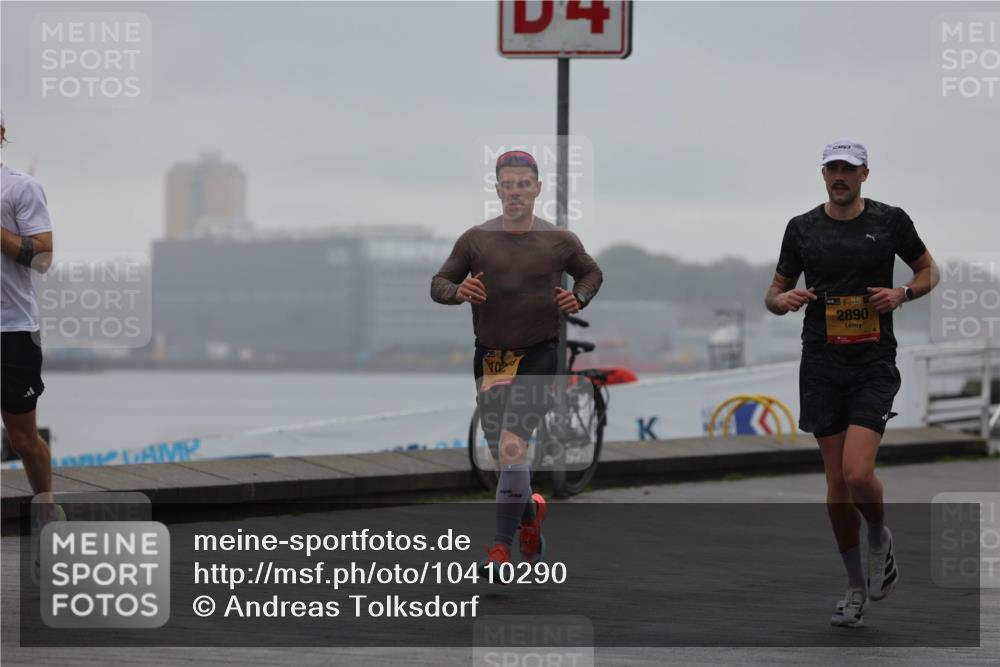 13.09.2026 - Kiel Lauf Andreas Tolksdorf http://msf.ph/oto/10410290 13.09.2026 11:43:15 Kiellinie 10, 39, 2890 meine-sportfotos.de