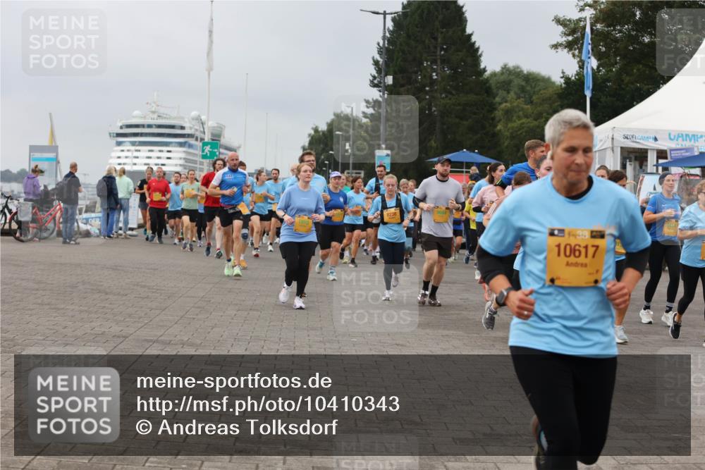 13.09.2026 - Kiel Lauf Andreas Tolksdorf http://msf.ph/oto/10410343 13.09.2026 10:01:30 Kiellinie 1910, 8238, 10617, 9414 meine-sportfotos.de