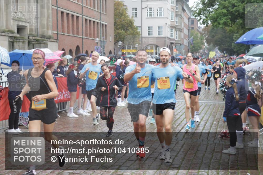 13.09.2026 - Kiel Lauf Yannick Fuchs http://msf.ph/oto/10410385 13.09.2026 10:41:11 Ziel 973, 1781, 1785, 2825, 2892, 3363, 3952, 4286, 4527, 4624, 4662, 4691, 4797, 5916, 6340, 6461, 6565, 6654, 7405, 7615, 8155, 9349, 9398, 9527, 9539, 10680, 10794, 11228, 11526, 11632, 11833, 12035, 12494, 35, 337, 393, 837, 1037, 1342, 1427, 1603, 1971, 2052, 2096, 2499, 2561, 2818, 2898, 3257, 3415, 3464, 3524, 3535, 3841, 4131, 4431, 4712, 5043, 5086, 5319, 5388, 5509, 6301, 6397, 6504, 6709, 6793, 7499, 7537, 7655, 8246, 8955, 827, 849, 1985, 3339, 5086, 6632 meine-sportfotos.de