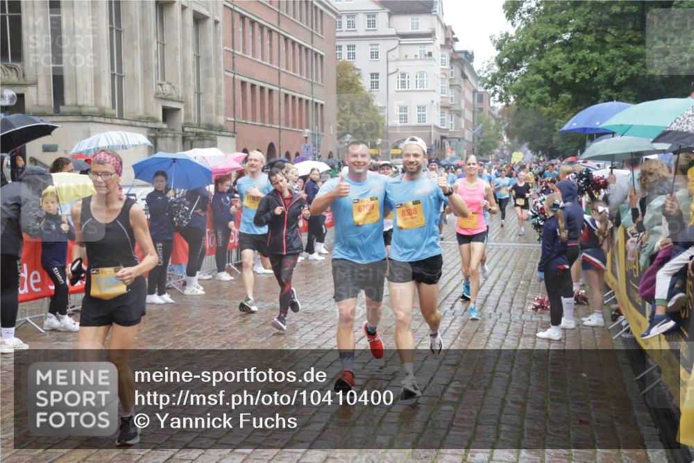 13.09.2026 - Kiel Lauf Yannick Fuchs http://msf.ph/oto/10410400 13.09.2026 10:41:12 Ziel 973, 1704, 1781, 1785, 2825, 2892, 3363, 3952, 4286, 4527, 4624, 4662, 4691, 4797, 5916, 6340, 6461, 6565, 6654, 7405, 7615, 8155, 9349, 9398, 9527, 9539, 10066, 10680, 10794, 11228, 11526, 11632, 12035, 12494, 35, 337, 393, 837, 1037, 1342, 1427, 1603, 1971, 2052, 2096, 2499, 2561, 2818, 2898, 3257, 3415, 3464, 3524, 3535, 3841, 4131, 4431, 4624, 4712, 5043, 5319, 5388, 5509, 6301, 6397, 6504, 6709, 6793, 7499, 7655, 8246, 8955, 827, 849, 1985, 3339, 5086, 6632 meine-sportfotos.de