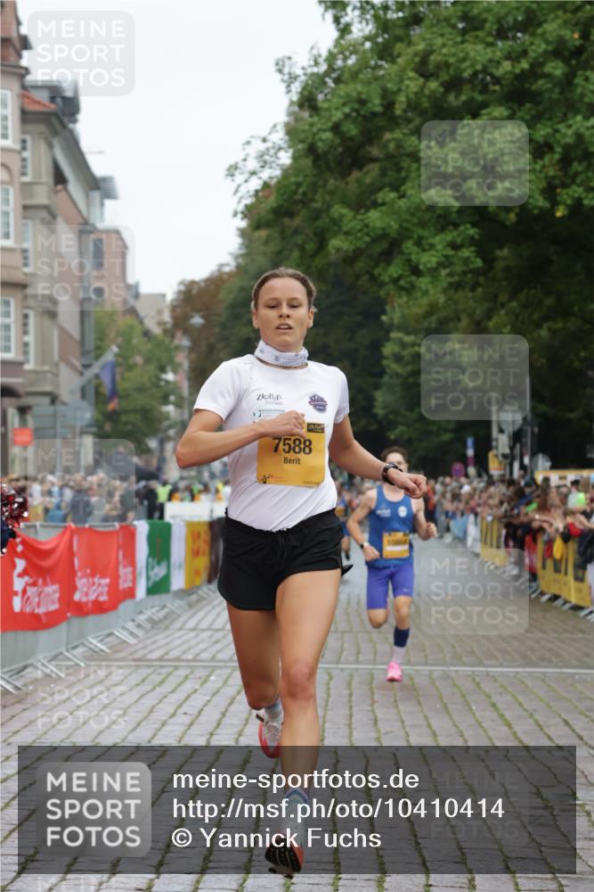 13.09.2026 - Kiel Lauf Yannick Fuchs http://msf.ph/oto/10410414 13.09.2026 09:33:55 Ziel 6681, 7588, 10069, 10864, 1246, 7305, 8092, 10404, 12831, 5040, 11791, 6682 meine-sportfotos.de