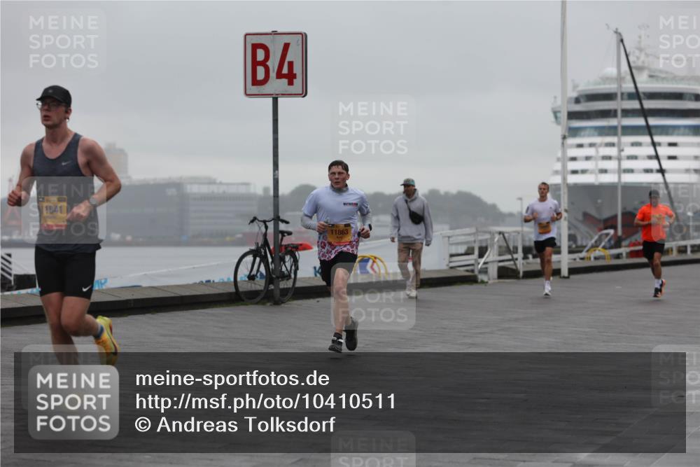 13.09.2026 - Kiel Lauf Andreas Tolksdorf http://msf.ph/oto/10410511 13.09.2026 11:43:27 Kiellinie 11841, 4, 11863 meine-sportfotos.de