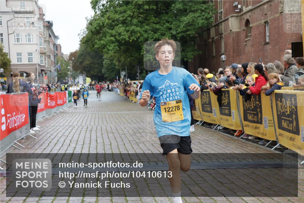 13.09.2026 - Kiel Lauf Yannick Fuchs http://msf.ph/oto/10410613 13.09.2026 09:34:42 Ziel 12278, 3679, 5332, 5815, 7743, 3168, 4361, 10461, 11719, 5040, 11791 meine-sportfotos.de