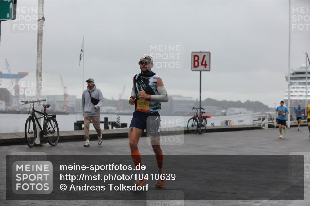 13.09.2026 - Kiel Lauf Andreas Tolksdorf http://msf.ph/oto/10410639 13.09.2026 11:43:36 Kiellinie 2960, 4 meine-sportfotos.de