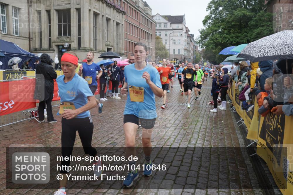 13.09.2026 - Kiel Lauf Yannick Fuchs http://msf.ph/oto/10410646 13.09.2026 10:41:25 Ziel 67, 827, 849, 1494, 1704, 1785, 1933, 2388, 2531, 2647, 3363, 3960, 4062, 4436, 4732, 4976, 5335, 5726, 5753, 5839, 6993, 8155, 9398, 9455, 9947, 10066, 10307, 10739, 10867, 10883, 11333, 11813, 12034, 12039, 35, 973, 1342, 1427, 1781, 1785, 1971, 2499, 2561, 2818, 2825, 2892, 2898, 3257, 3363, 3464, 3535, 3952, 4131, 4286, 4431, 4527, 4624, 4662, 4691, 4712, 4797, 5043, 5319, 5388, 5509, 5916, 6340, 6461, 6565, 6654, 7405, 7615, 7655, 8246, 8955, 9349 meine-sportfotos.de