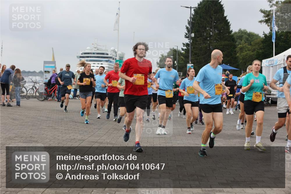13.09.2026 - Kiel Lauf Andreas Tolksdorf http://msf.ph/oto/10410647 13.09.2026 10:01:36 Kiellinie 1910, 2035, 11098, 7542, 25, 3979 meine-sportfotos.de