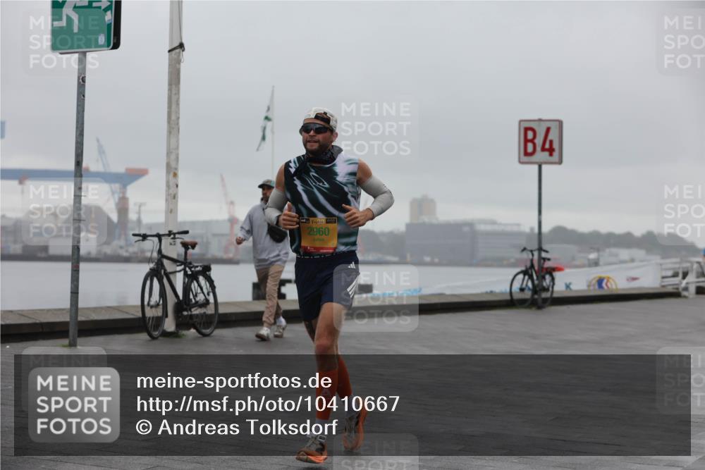 13.09.2026 - Kiel Lauf Andreas Tolksdorf http://msf.ph/oto/10410667 13.09.2026 11:43:37 Kiellinie 98, 2960, 4 meine-sportfotos.de