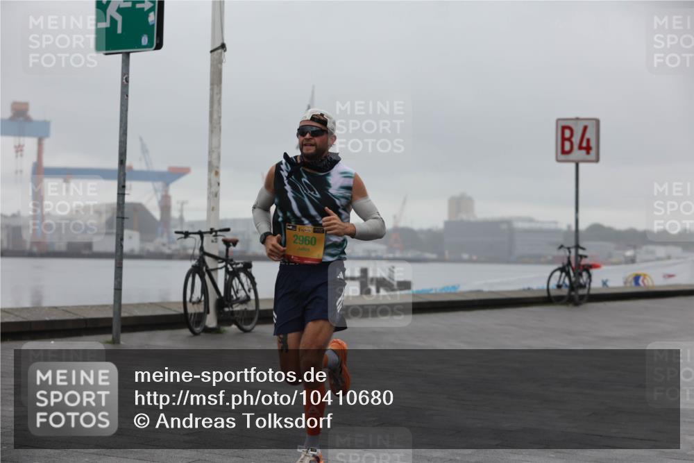 13.09.2026 - Kiel Lauf Andreas Tolksdorf http://msf.ph/oto/10410680 13.09.2026 11:43:37 Kiellinie 38, 2960, 4 meine-sportfotos.de