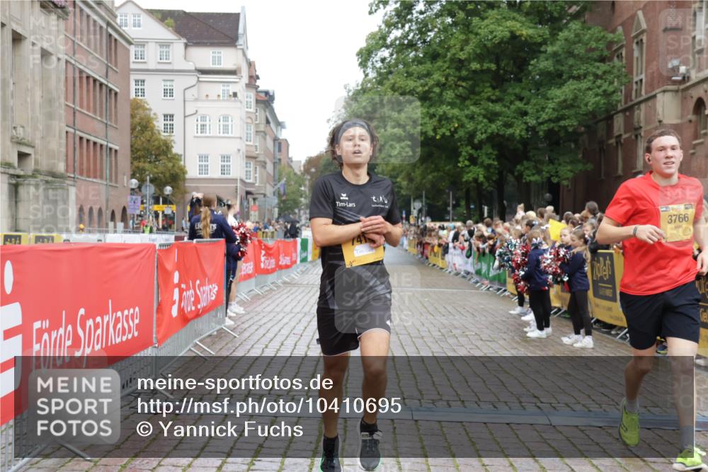 13.09.2026 - Kiel Lauf Yannick Fuchs http://msf.ph/oto/10410695 13.09.2026 09:35:06 Ziel 3766, 4361, 7414, 9380, 11719, 11904, 12484, 3168, 10461, 12278, 2761, 4638, 12832, 3679, 5815, 7743 meine-sportfotos.de