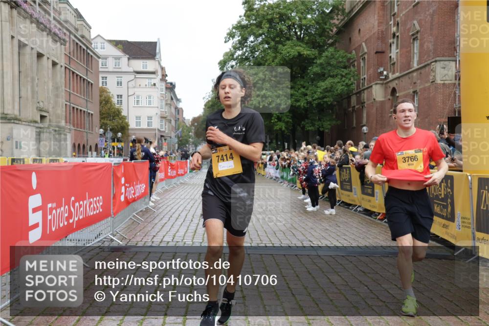 13.09.2026 - Kiel Lauf Yannick Fuchs http://msf.ph/oto/10410706 13.09.2026 09:35:06 Ziel 3766, 4361, 7414, 9380, 11719, 11904, 12484, 3168, 10461, 12278, 2761, 4638, 12832, 3679, 5815, 7743 meine-sportfotos.de