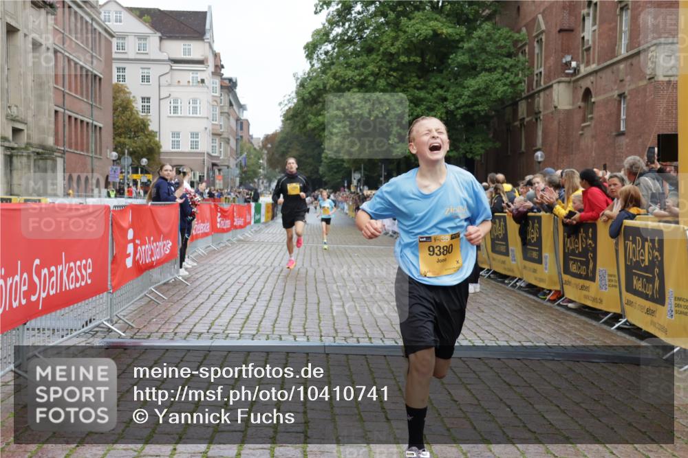 13.09.2026 - Kiel Lauf Yannick Fuchs http://msf.ph/oto/10410741 13.09.2026 09:35:10 Ziel 2761, 3766, 4361, 7414, 9380, 11719, 11904, 12484, 3168, 10461, 11719, 12278, 4589, 4638, 12832, 12278 meine-sportfotos.de