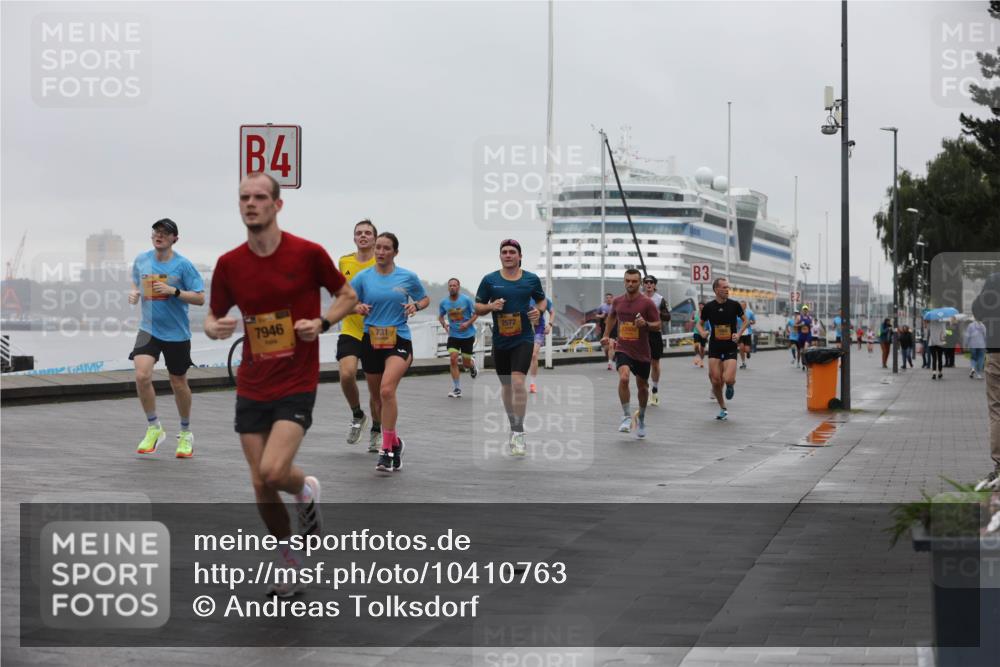 13.09.2026 - Kiel Lauf Andreas Tolksdorf http://msf.ph/oto/10410763 13.09.2026 11:43:41 Kiellinie 4, 7946, 731, 2572, 3 meine-sportfotos.de