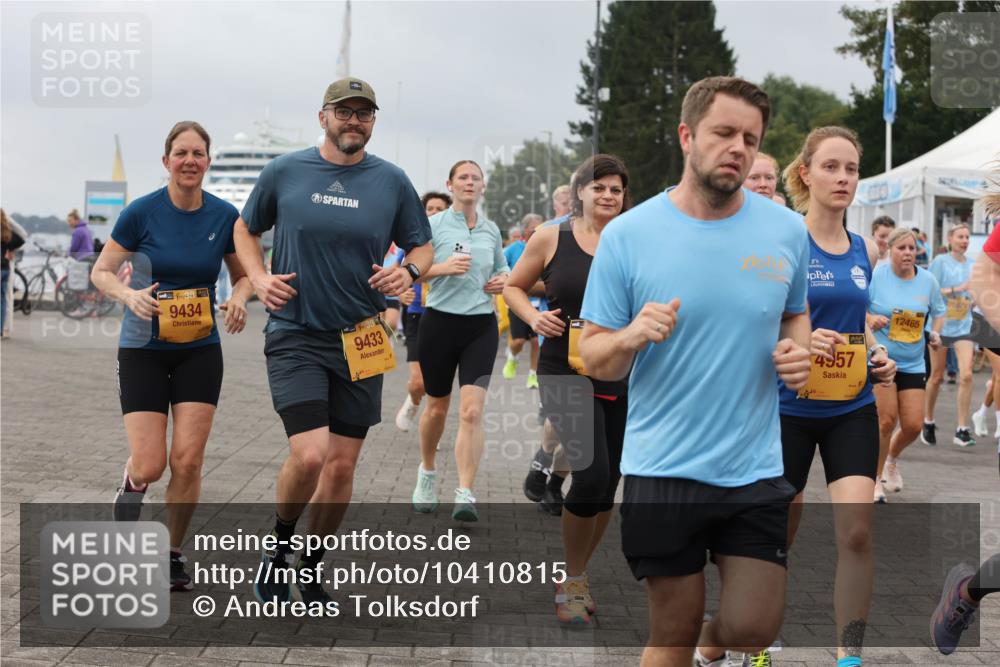 13.09.2026 - Kiel Lauf Andreas Tolksdorf http://msf.ph/oto/10410815 13.09.2026 10:01:42 Kiellinie 38, 9434, 38, 9433, 4957, 12465 meine-sportfotos.de