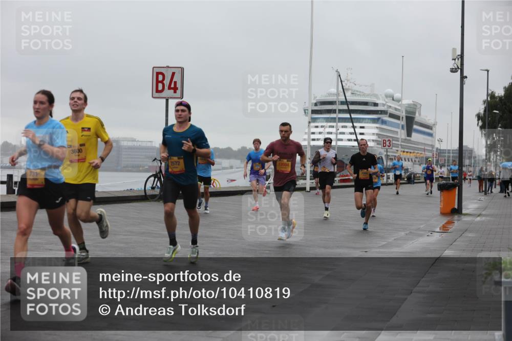 13.09.2026 - Kiel Lauf Andreas Tolksdorf http://msf.ph/oto/10410819 13.09.2026 11:43:43 Kiellinie 731, 3600, 4, 2572, 12604, 3 meine-sportfotos.de