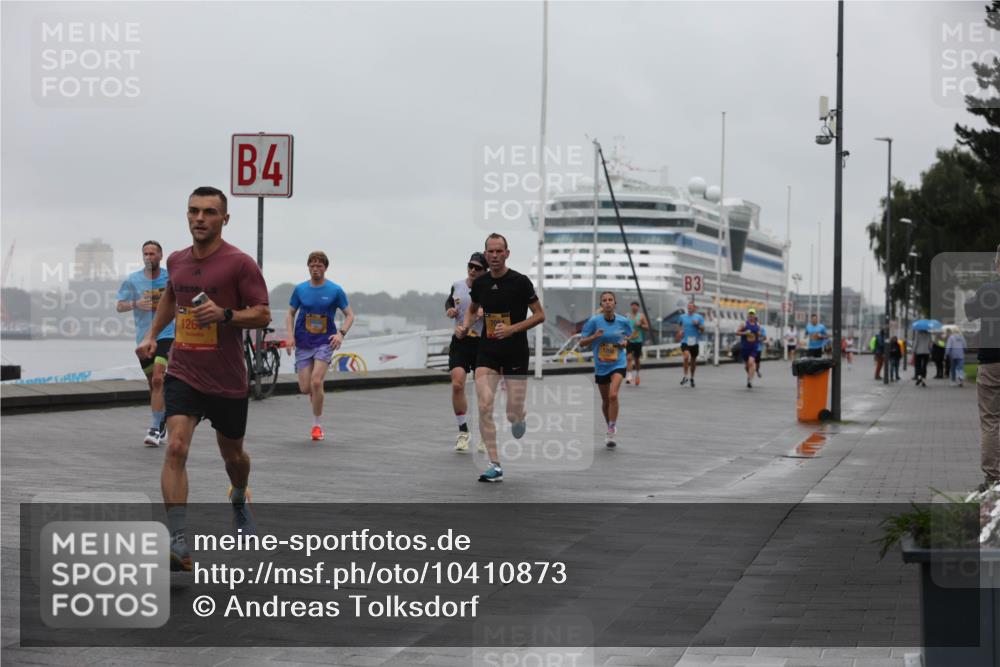 13.09.2026 - Kiel Lauf Andreas Tolksdorf http://msf.ph/oto/10410873 13.09.2026 11:43:44 Kiellinie 126, 4, 3 meine-sportfotos.de