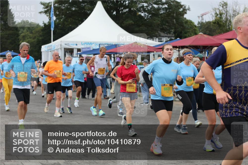 13.09.2026 - Kiel Lauf Andreas Tolksdorf http://msf.ph/oto/10410879 13.09.2026 10:01:46 Kiellinie 1, 39, 8622, 8345, 3933, 3886, 38, 6631 meine-sportfotos.de