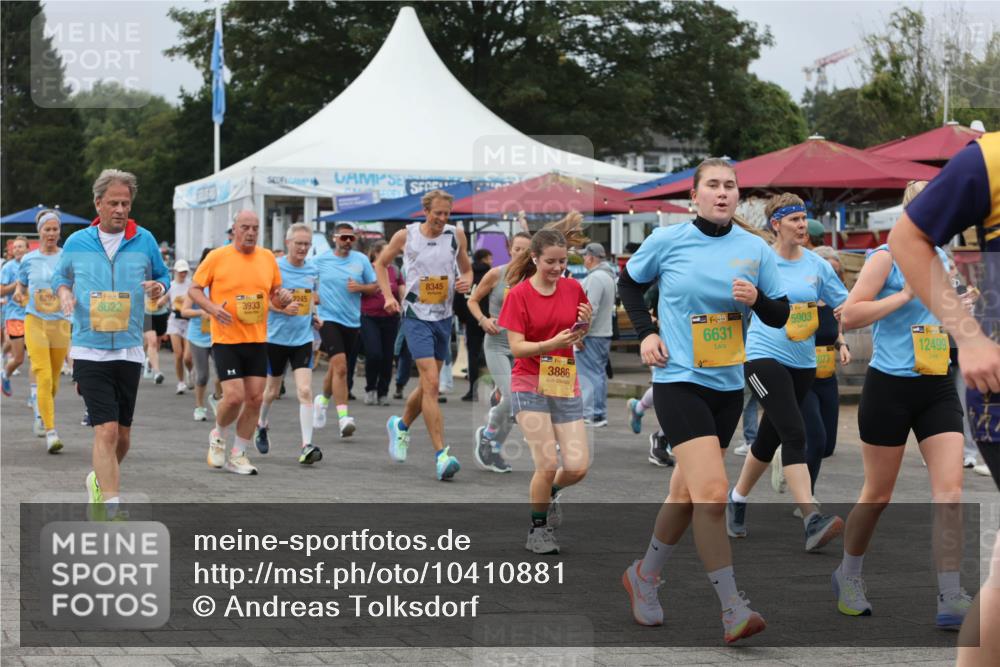 13.09.2026 - Kiel Lauf Andreas Tolksdorf http://msf.ph/oto/10410881 13.09.2026 10:01:46 Kiellinie 8345, 6295, 2245, 8622, 3933, 3886, 38, 5903, 6631, 073, 12499 meine-sportfotos.de