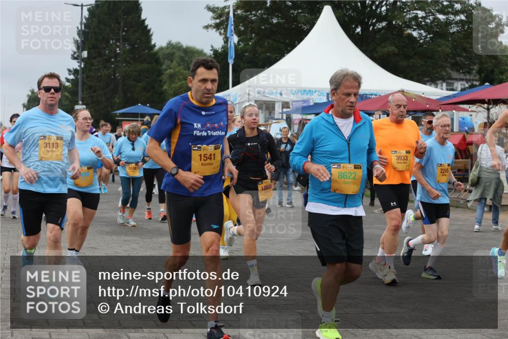 13.09.2026 - Kiel Lauf Andreas Tolksdorf http://msf.ph/oto/10410924 13.09.2026 10:01:48 Kiellinie 38, 3113, 9108, 35, 1541, 35, 1068, 38, 8622, 4, 38, 3933, 2245 meine-sportfotos.de