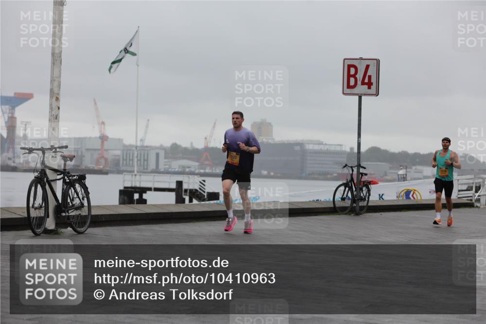 13.09.2026 - Kiel Lauf Andreas Tolksdorf http://msf.ph/oto/10410963 13.09.2026 11:43:51 Kiellinie 1325, 4, 1510 meine-sportfotos.de