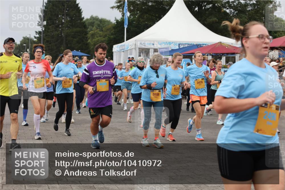 13.09.2026 - Kiel Lauf Andreas Tolksdorf http://msf.ph/oto/10410972 13.09.2026 10:01:50 Kiellinie 08, 5668, 6332, 4686, 9108, 4577, 35, 3435 meine-sportfotos.de